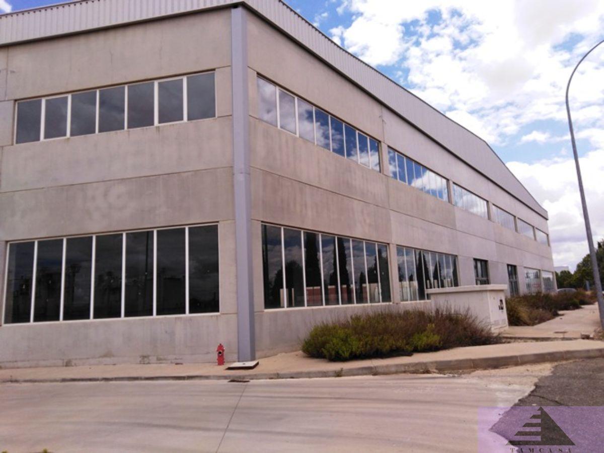 For sale of industrial plant/warehouse in Noblejas