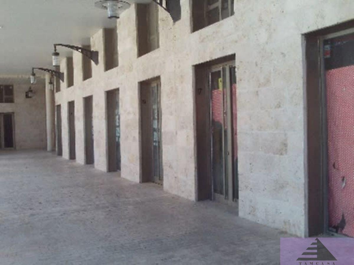 Venta de local comercial en Noblejas