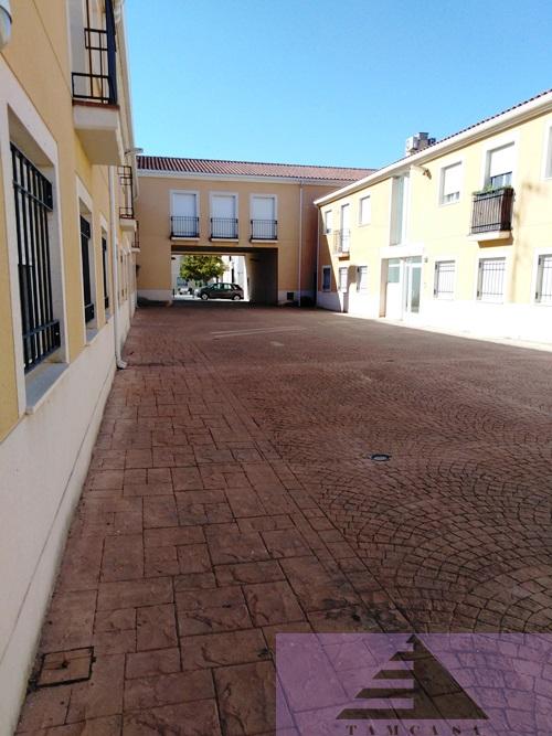 Venta de local comercial en Ontígola