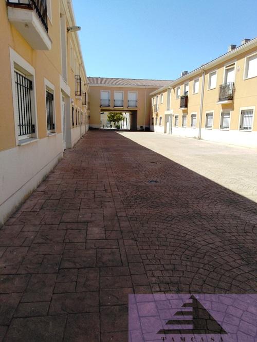 Venta de local comercial en Ontígola