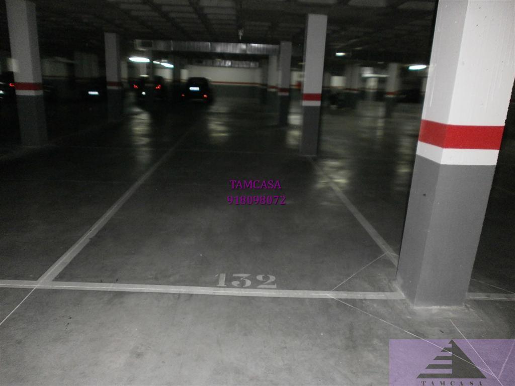For rent of garage in Seseña