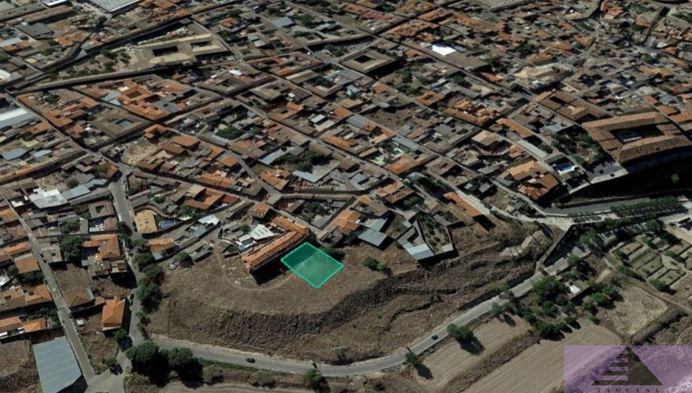 For sale of land in Ocaña