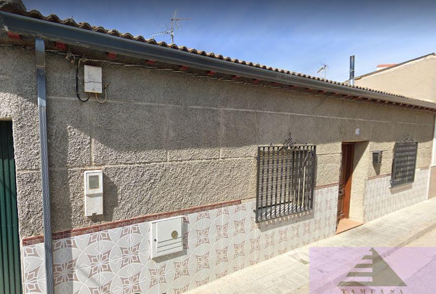 Venta de casa en La Puebla de Almoradiel