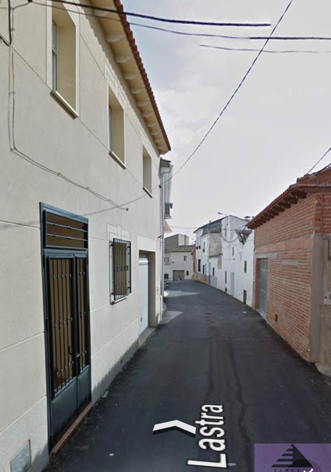 For sale of house in Santa Cruz de la Zarza