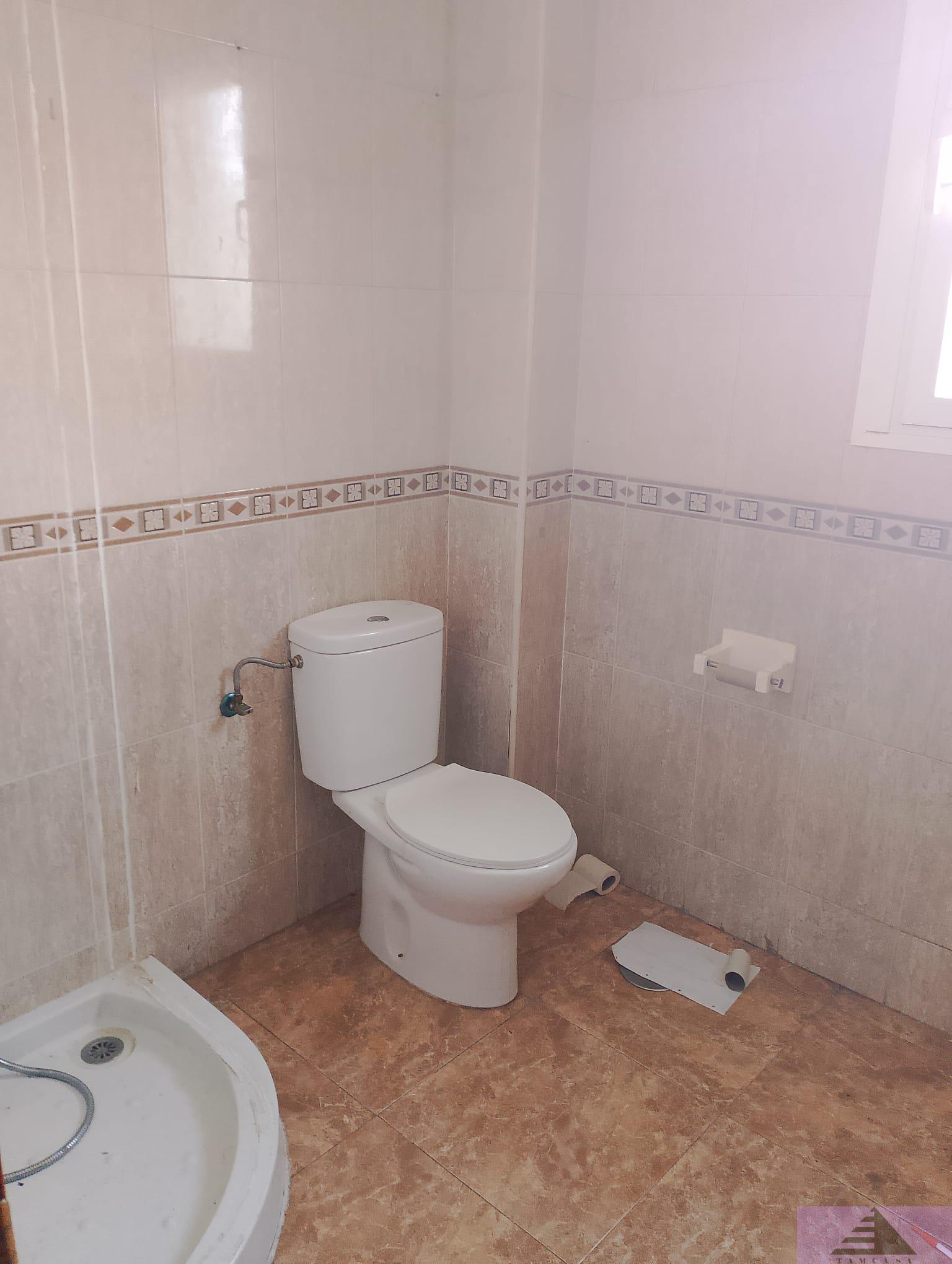 For sale of chalet in Tembleque
