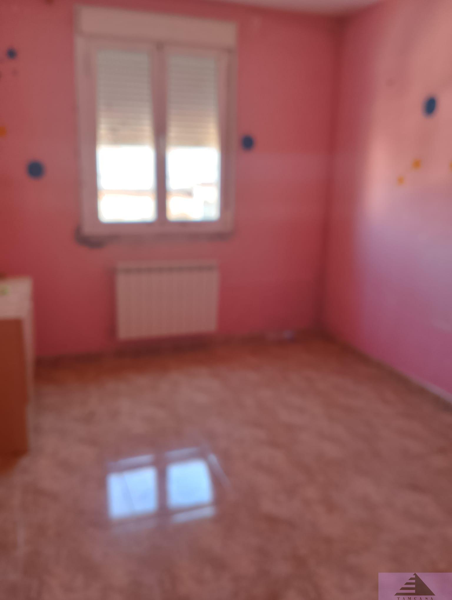 For sale of chalet in Tembleque