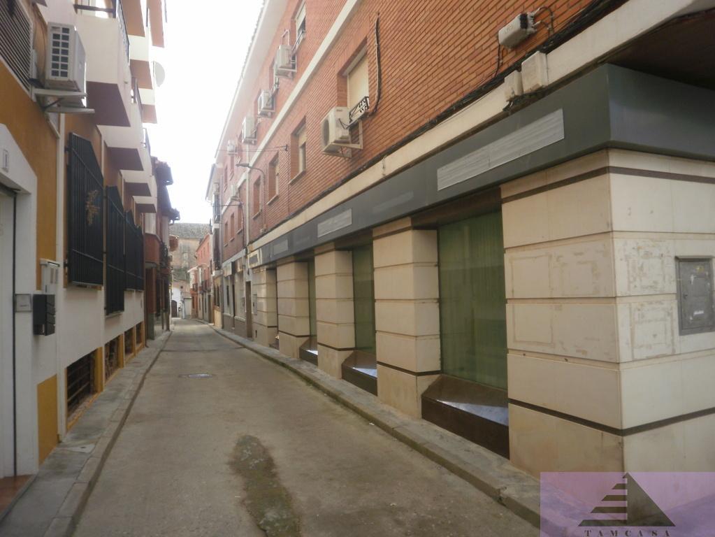 Venta de local comercial en Dosbarrios