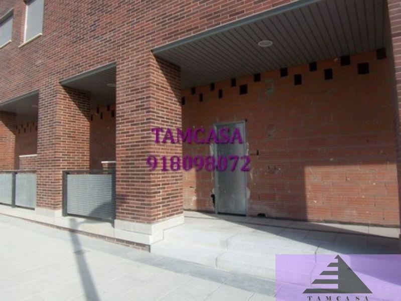 For rent of commercial in Seseña