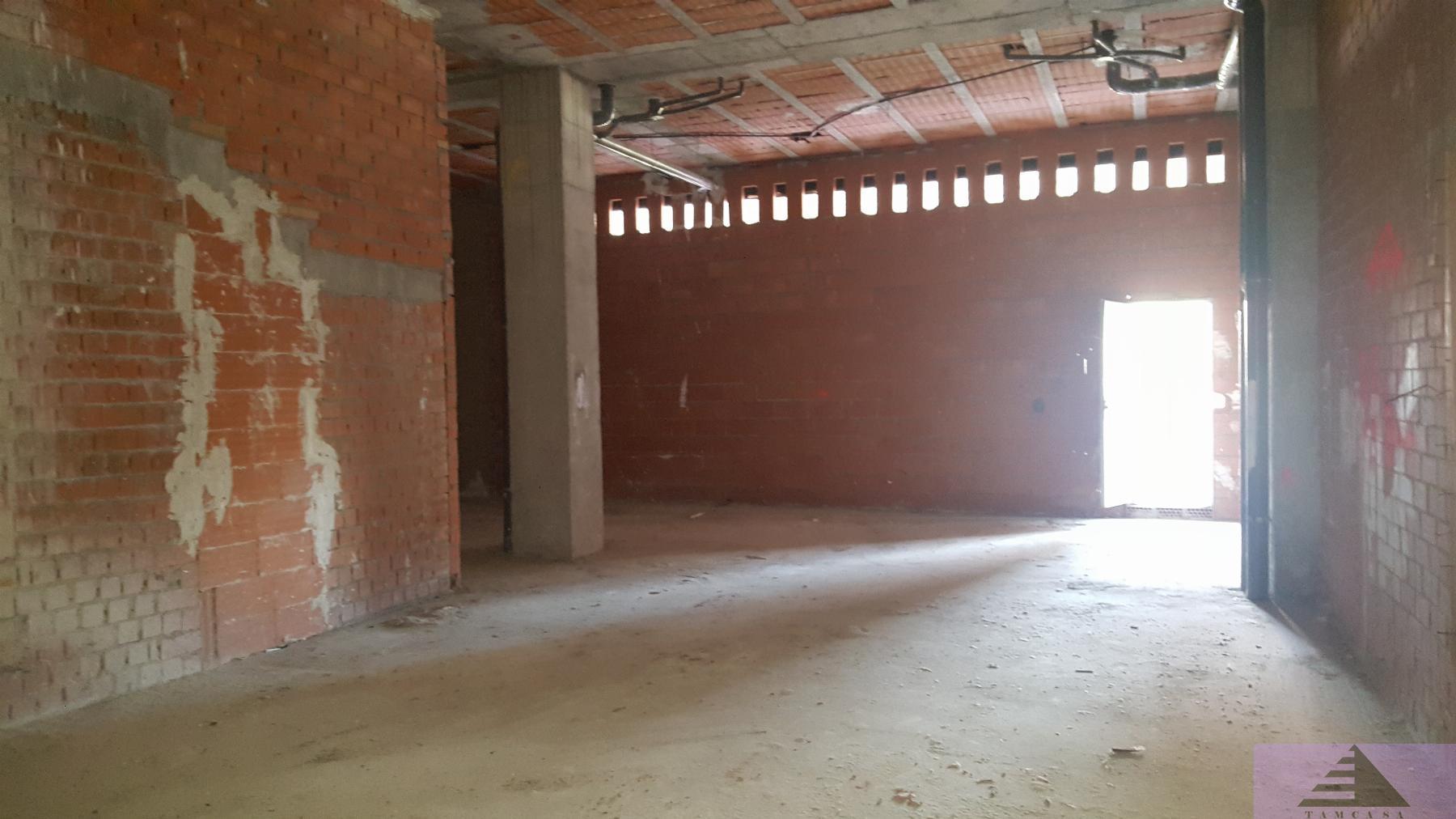 For sale of commercial in Seseña