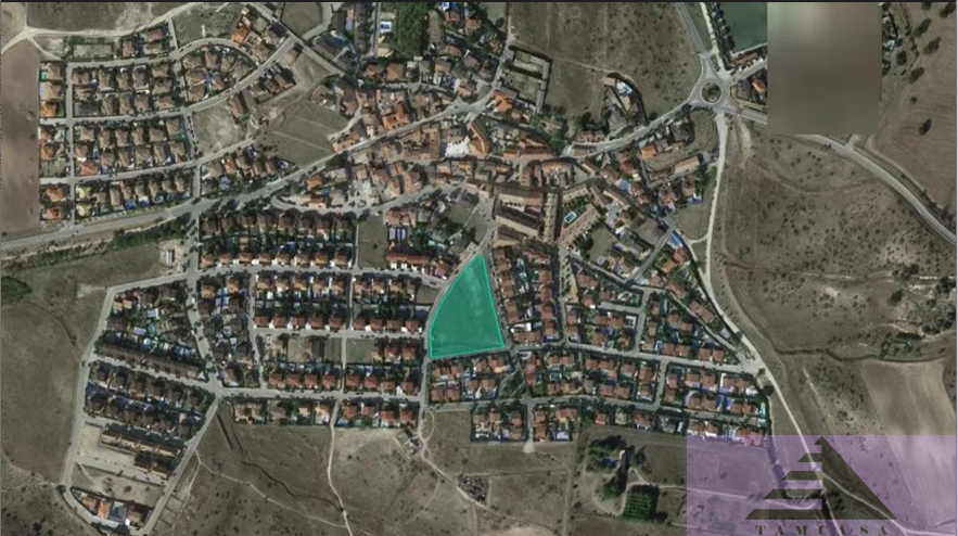 For sale of land in Villanueva de Perales