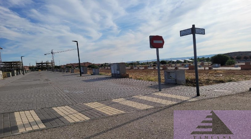 For sale of land in Marchamalo