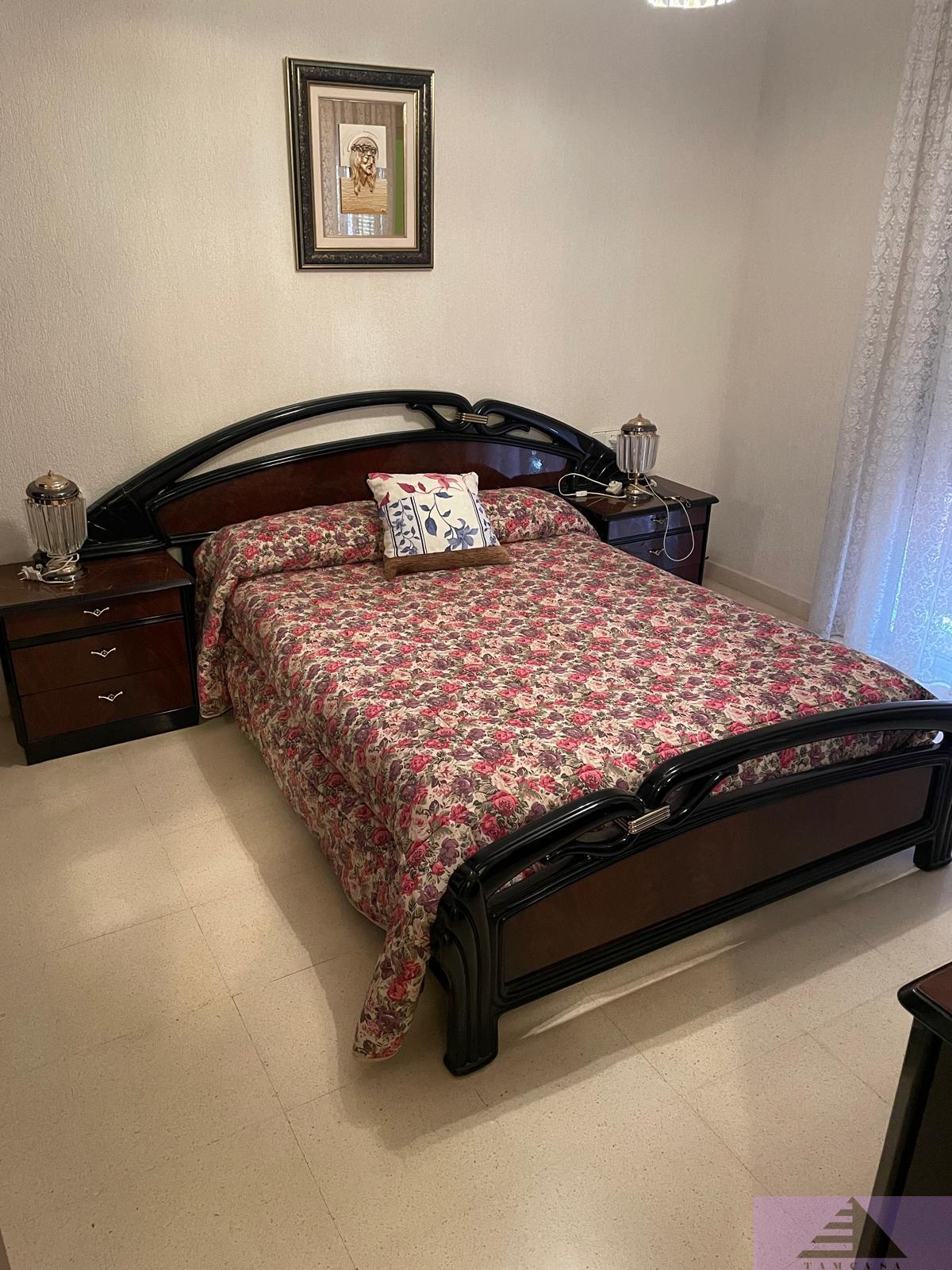 For sale of chalet in Campofrío
