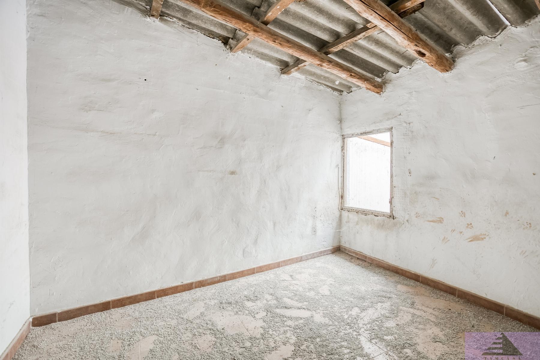 For sale of house in Colmenar de Oreja
