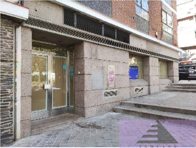 For sale of commercial in Madrid