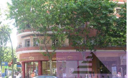 For sale of commercial in Madrid