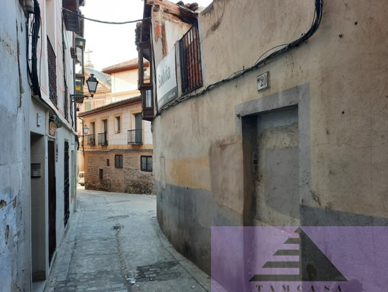 For sale of land in Toledo