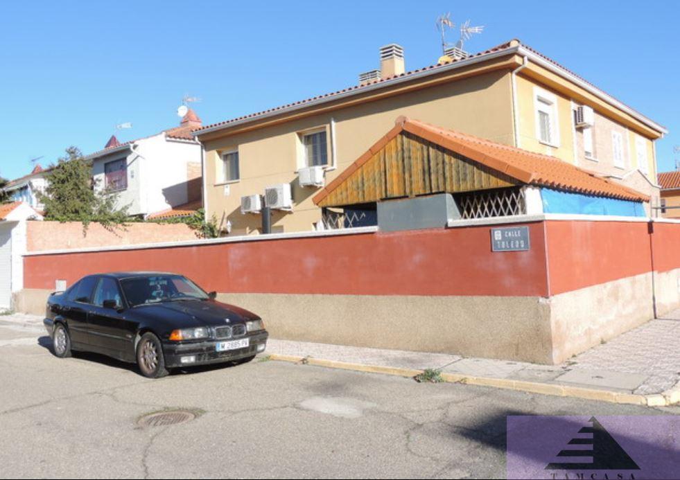 For sale of chalet in Ugena