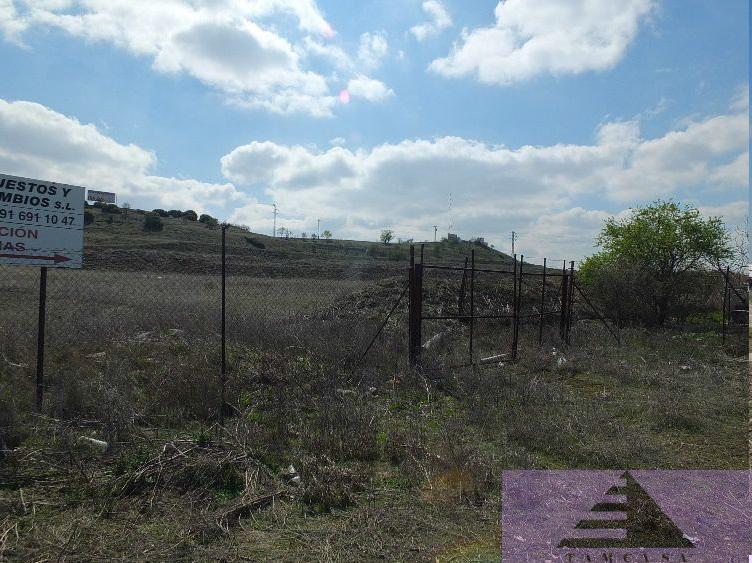 Venta de terreno en Pinto