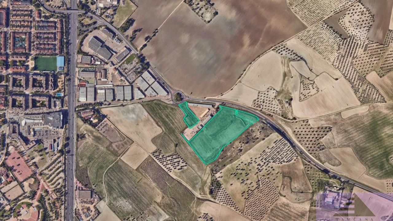 Venta de terreno en Pinto