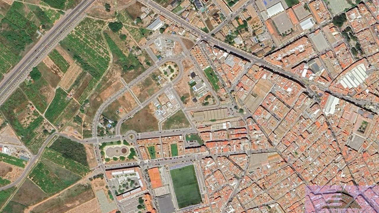 For sale of land in Burriana