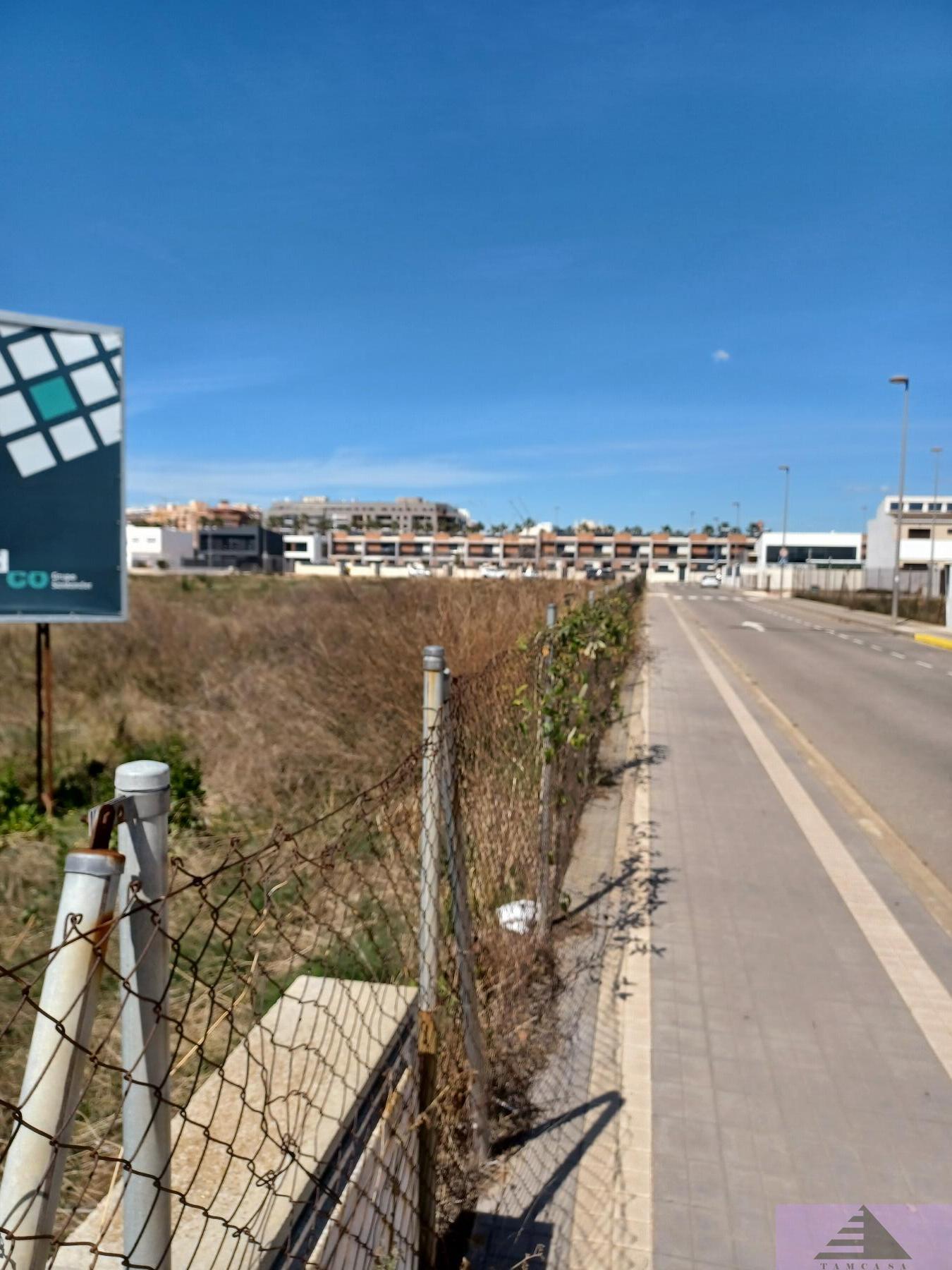 For sale of land in Burriana