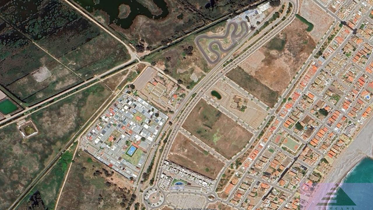 For sale of land in Almenara