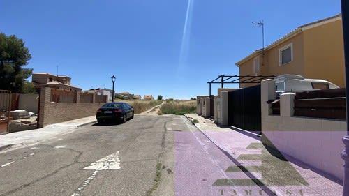 Venta de terreno en Villaluenga de la Sagra