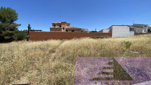 Venta de terreno en Villaluenga de la Sagra