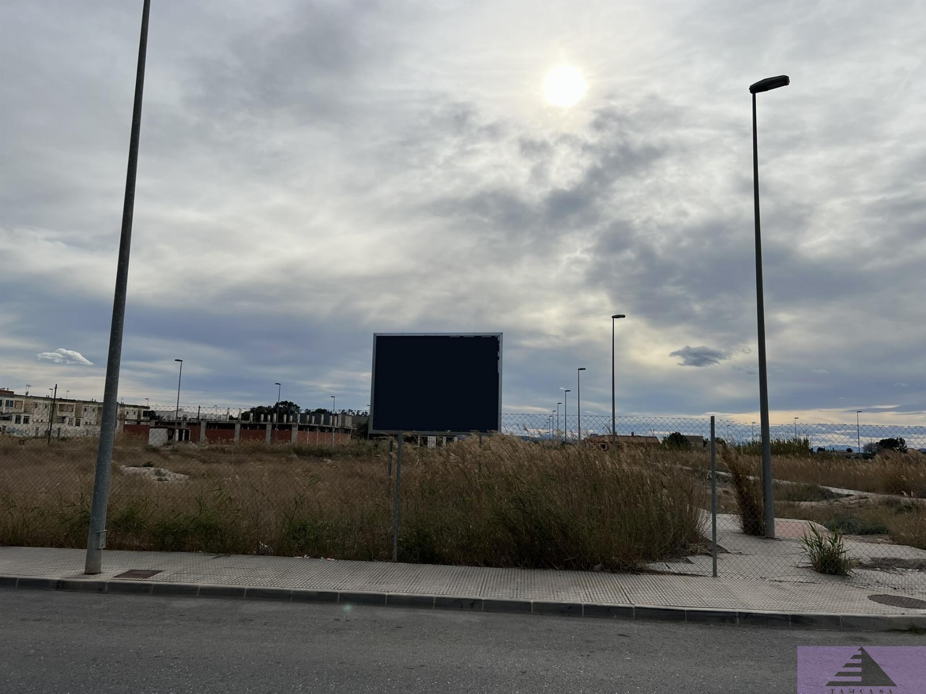 For sale of land in Almoradí