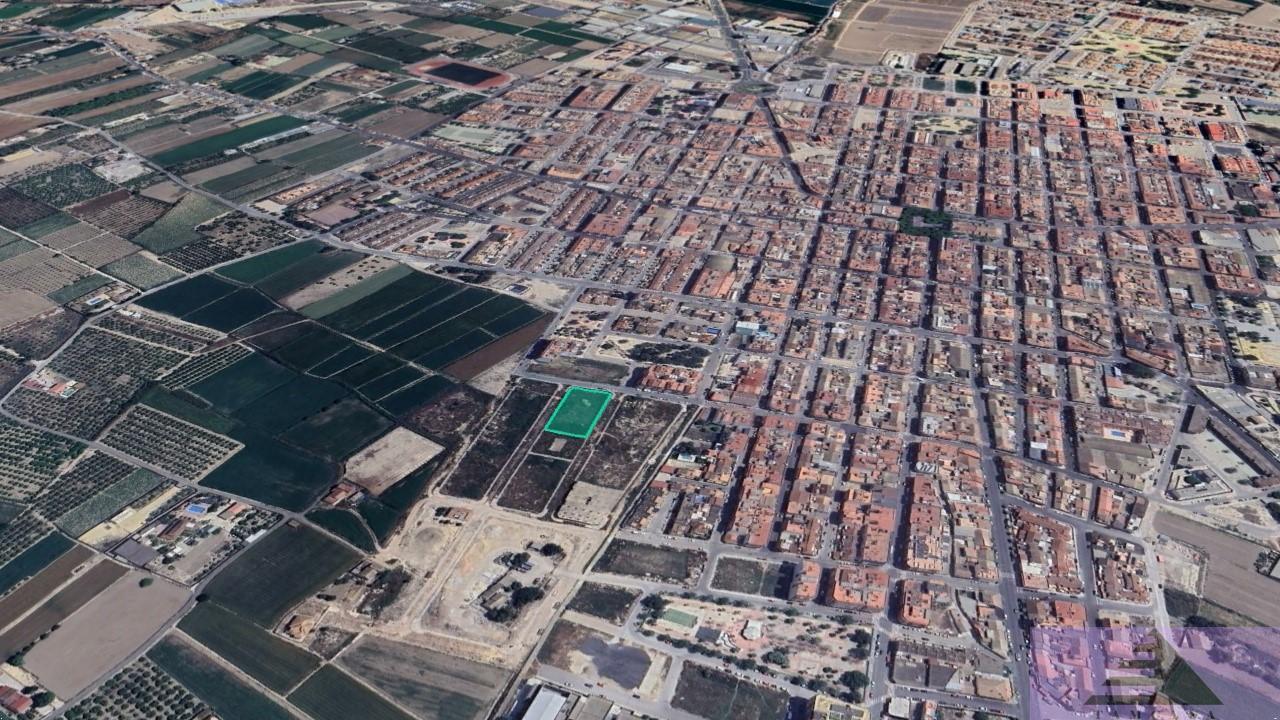 For sale of land in Almoradí