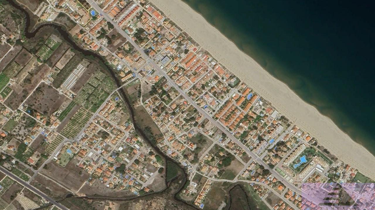 For sale of land in Dénia
