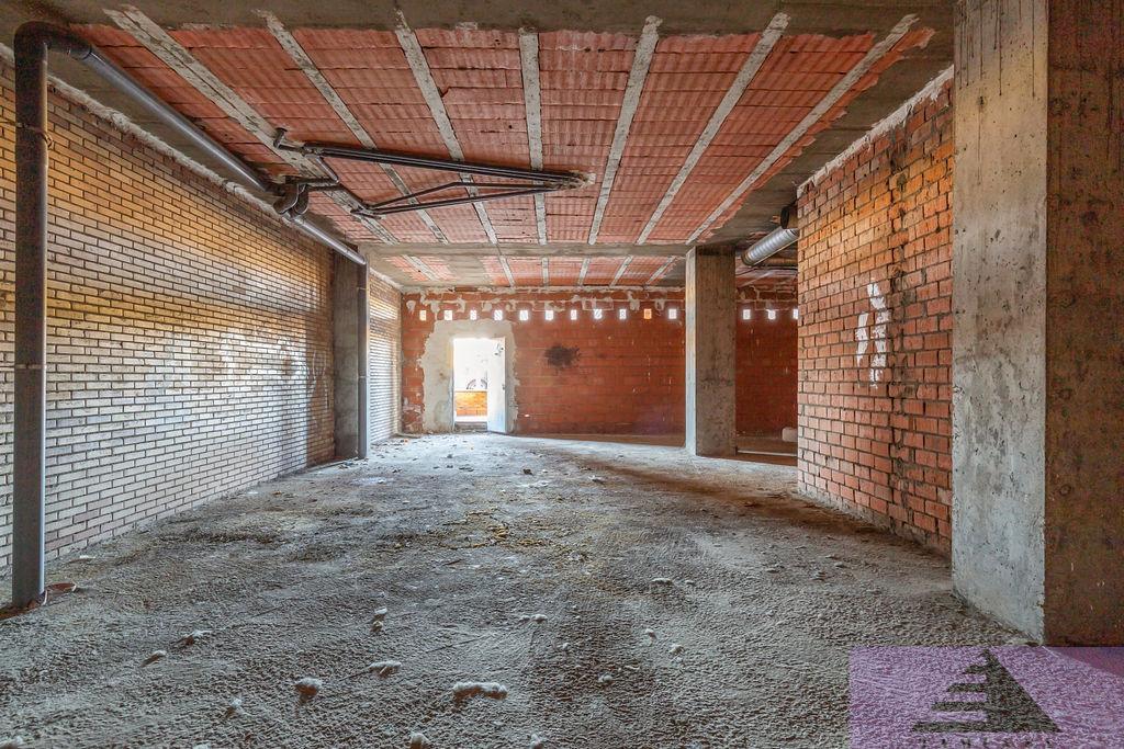 For sale of commercial in Seseña