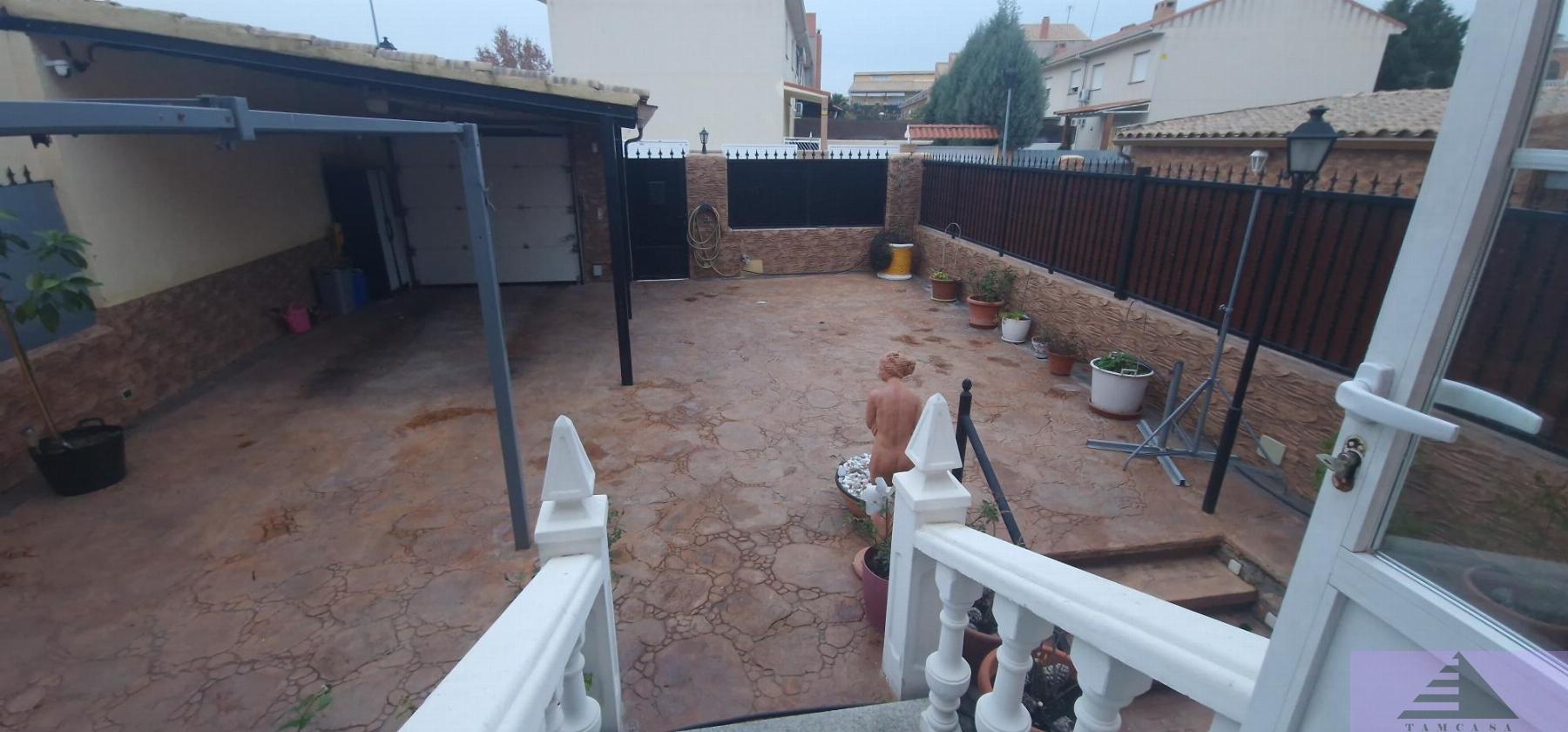 Venta de chalet en Seseña