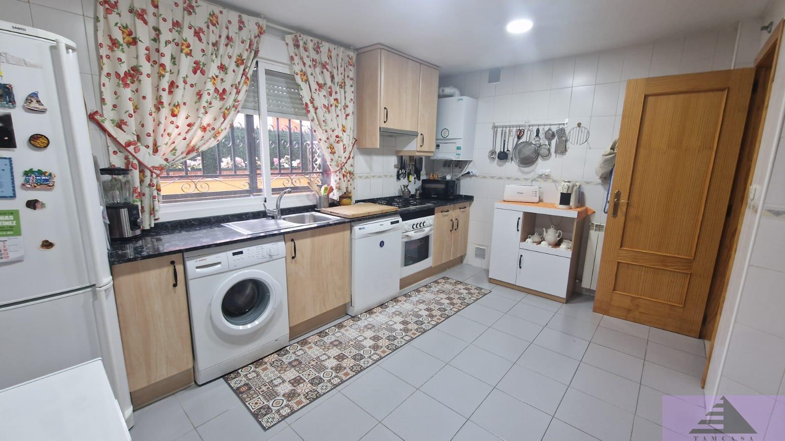 For sale of chalet in Seseña