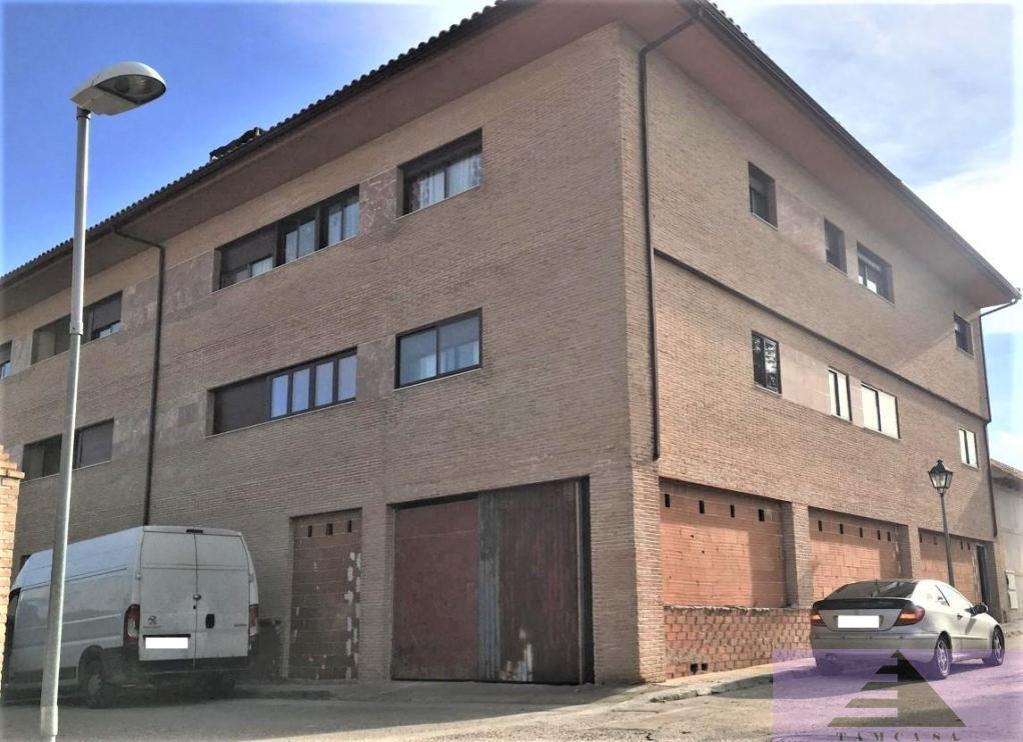 Venta de local en Recas