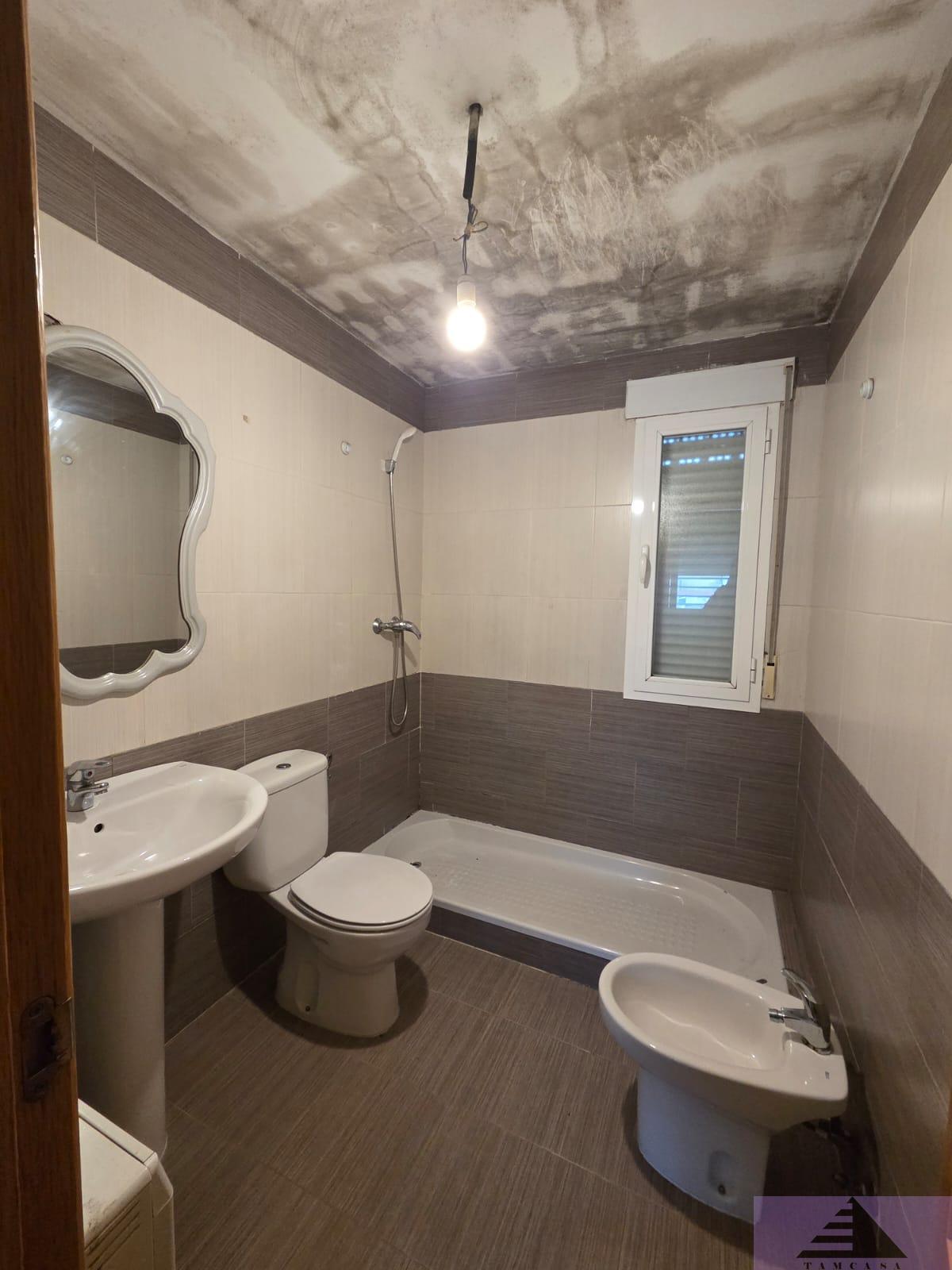 Venta de chalet en Añover de Tajo