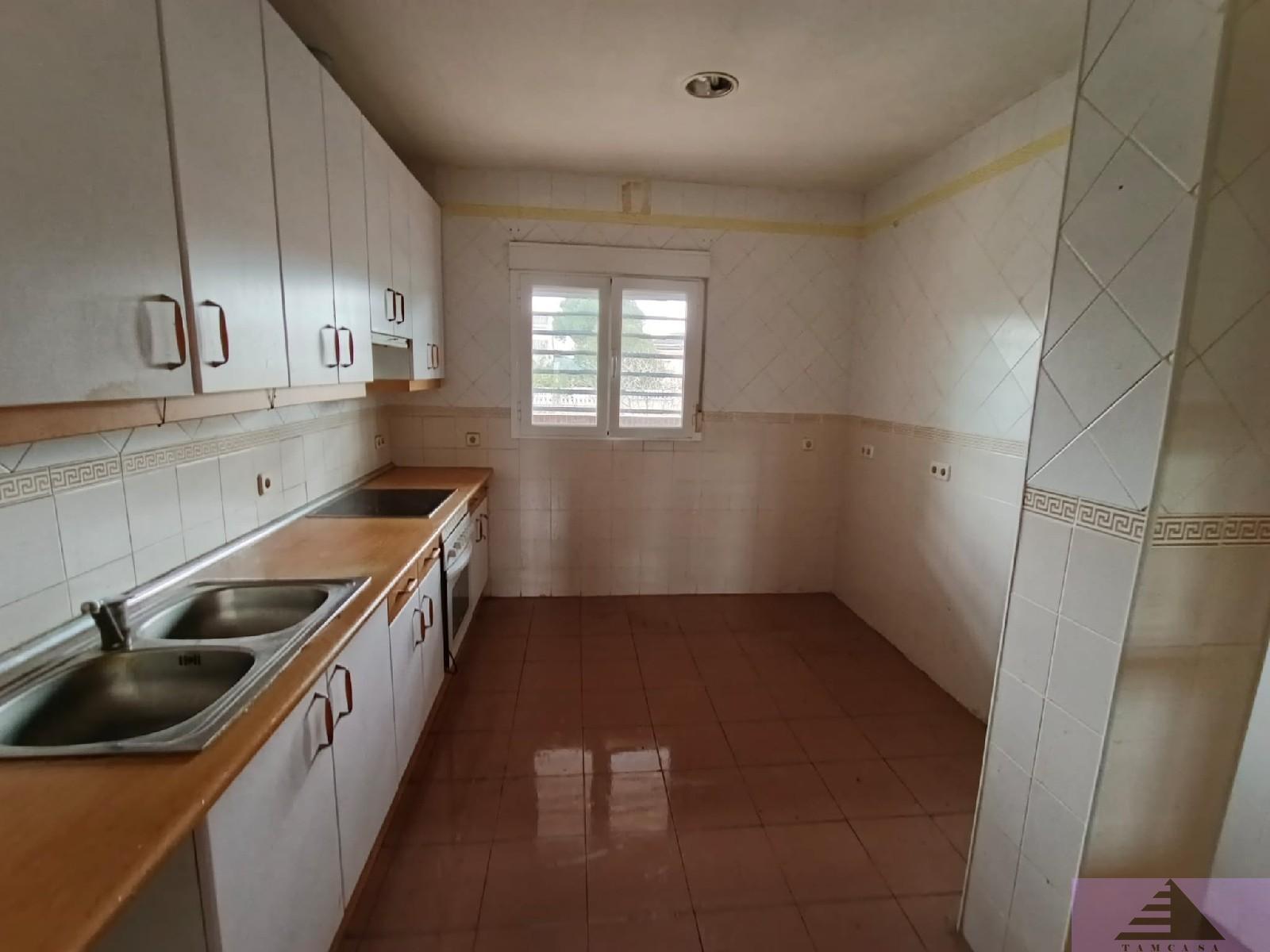 Venta de chalet en Yeles