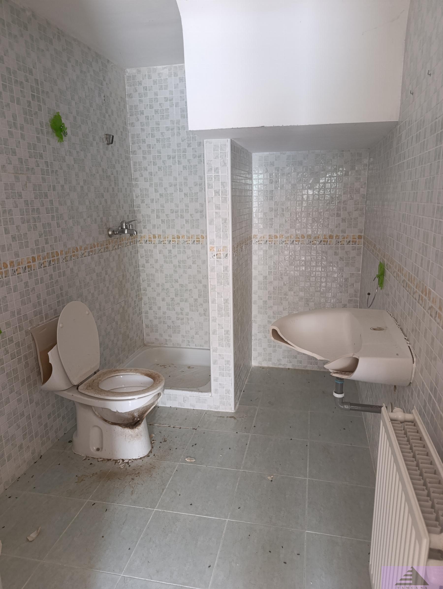 Venta de chalet en Ontígola