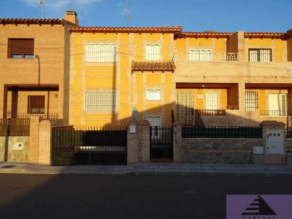 Venta de chalet en Añover de Tajo