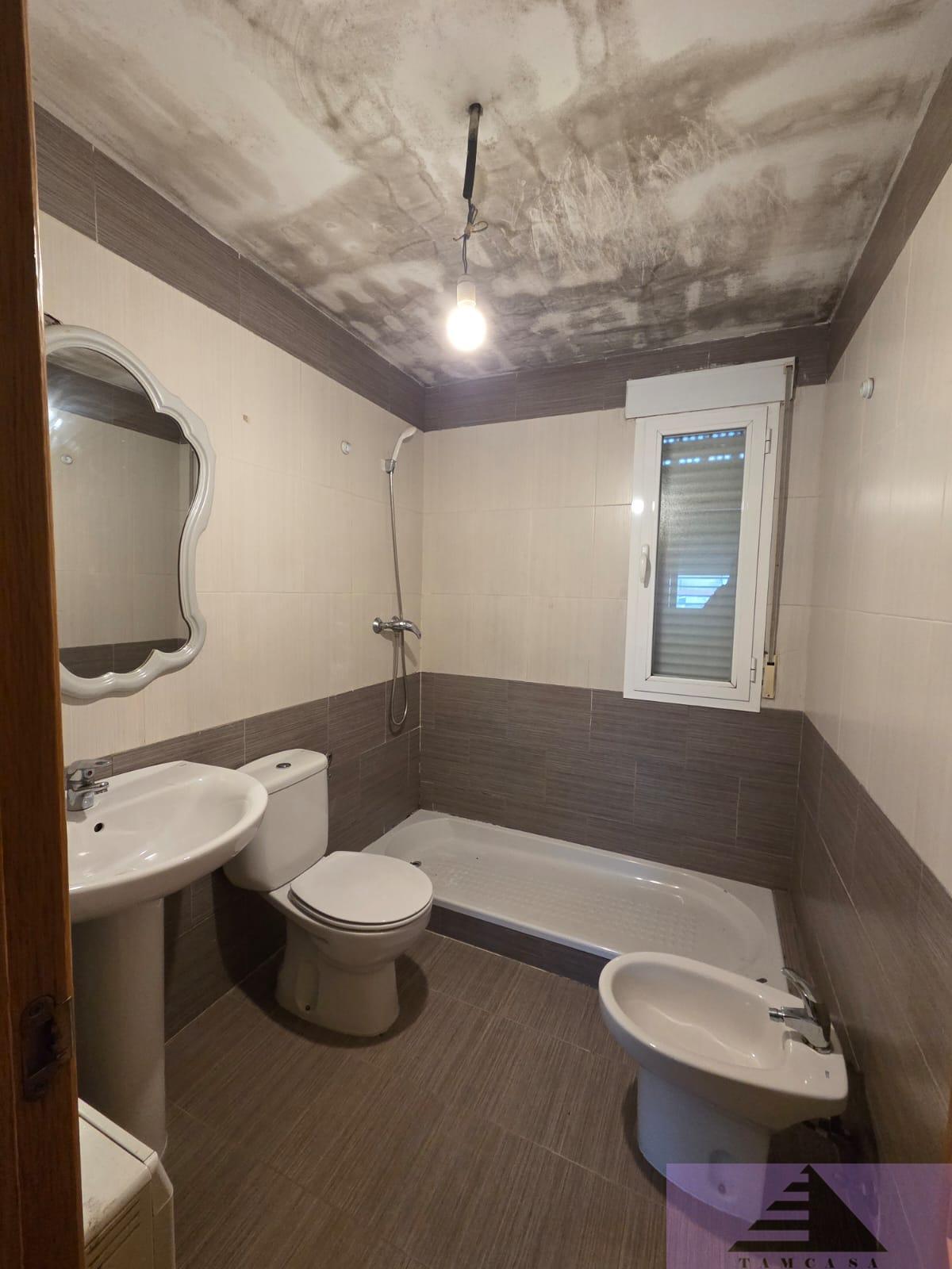 Venta de chalet en Añover de Tajo