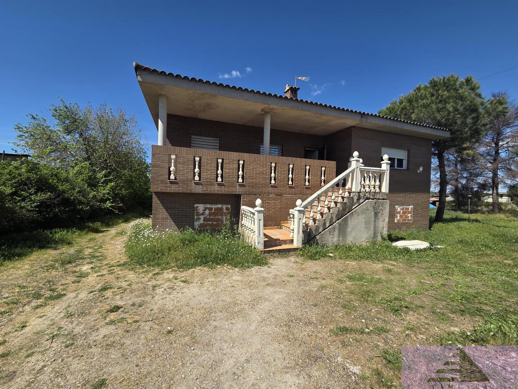 Venta de chalet en Yeles