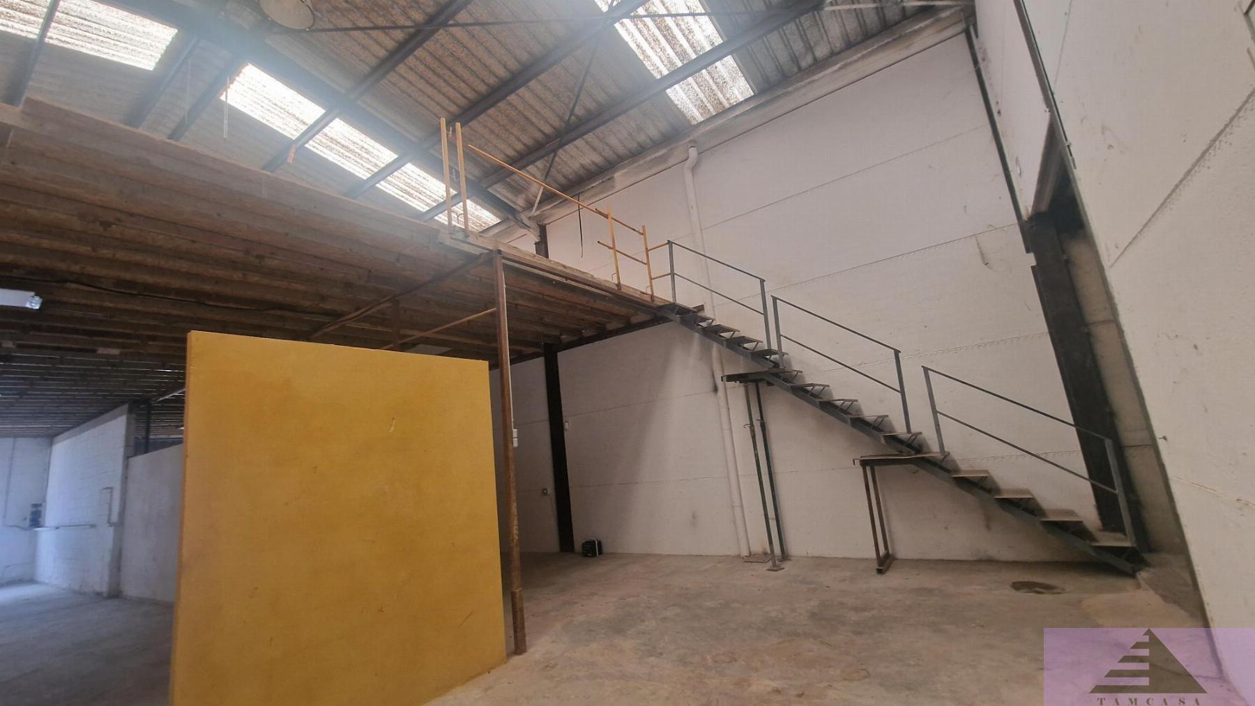 Venta de nave en Seseña