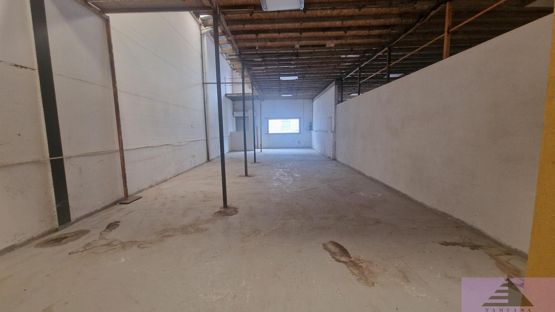 Venta de nave en Seseña