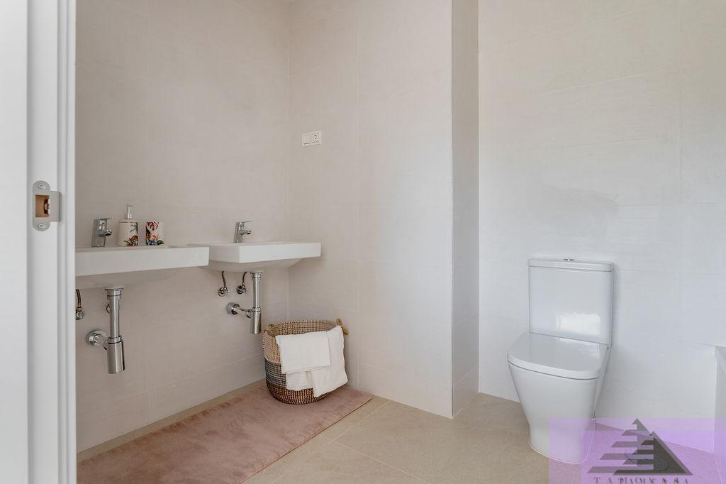 Venta de chalet en Aranjuez
