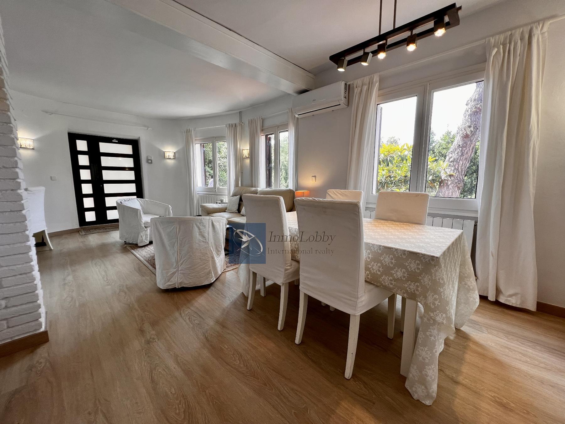 Venta de casa en Santa Cristina D´aro