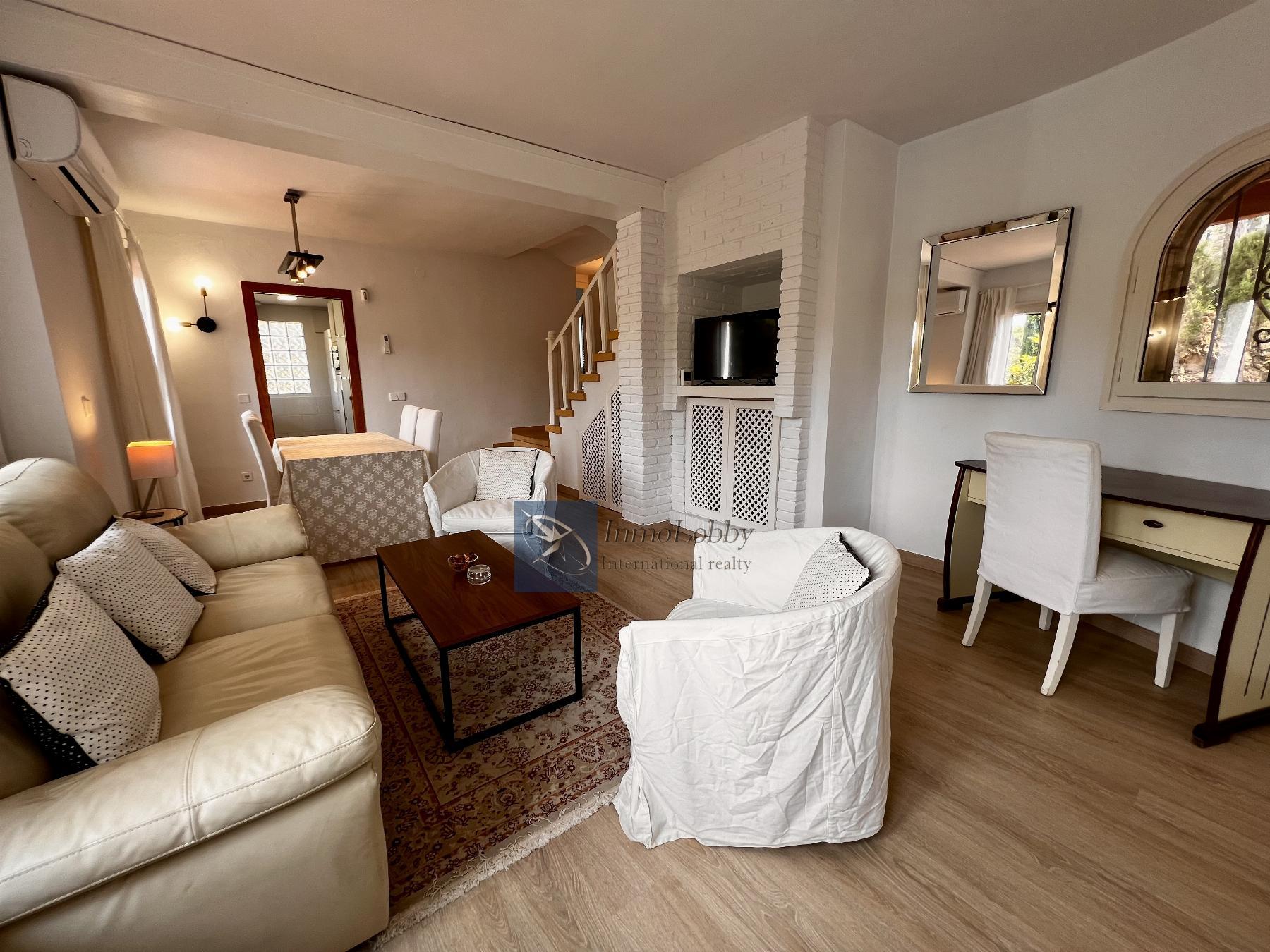 Venta de casa en Santa Cristina D´aro