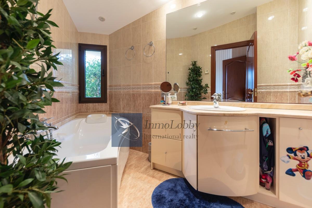 For rent of villa in S´Agaro
