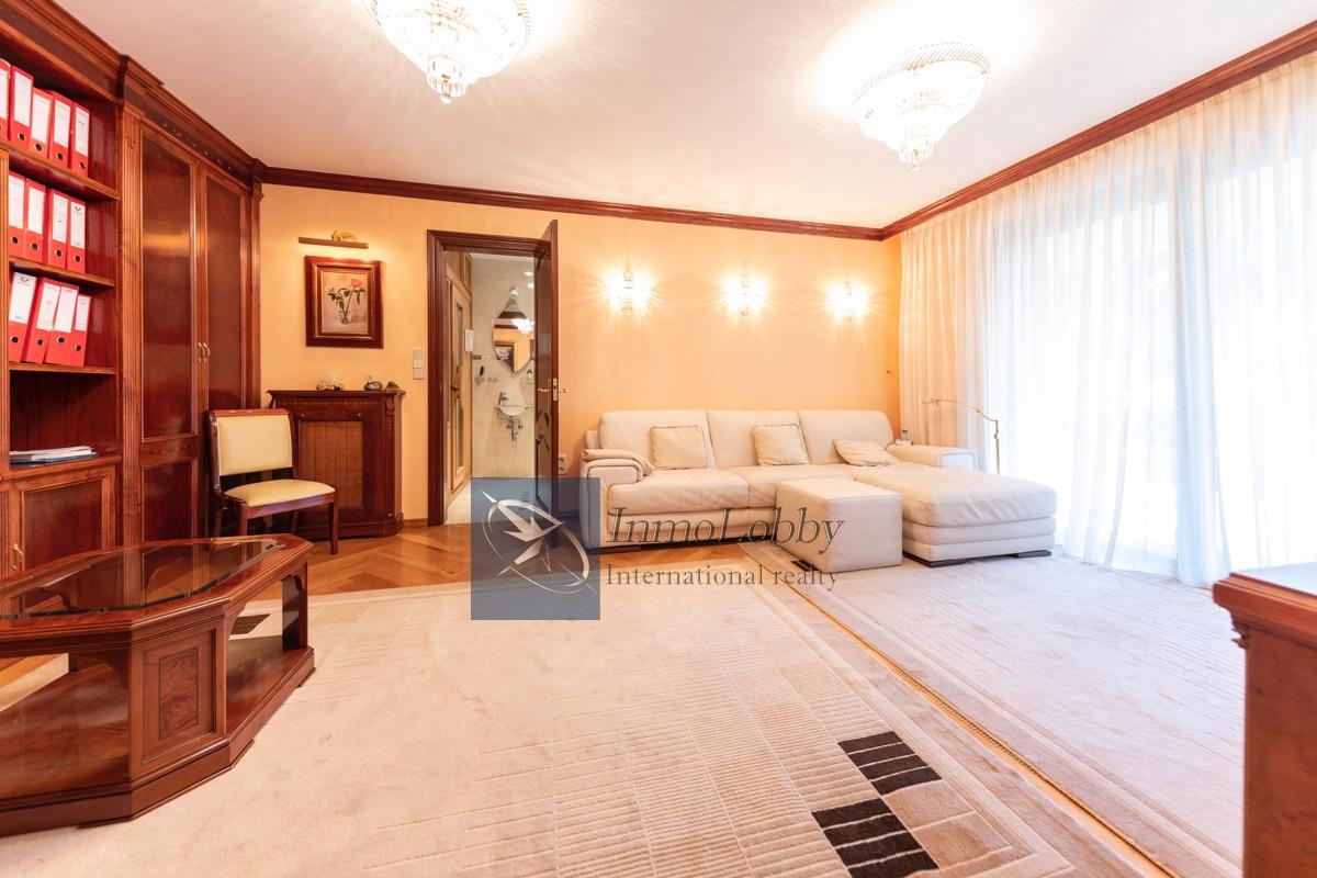 For rent of villa in S´Agaro