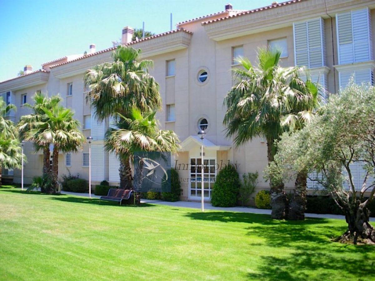For rent of apartment in S´Agaro