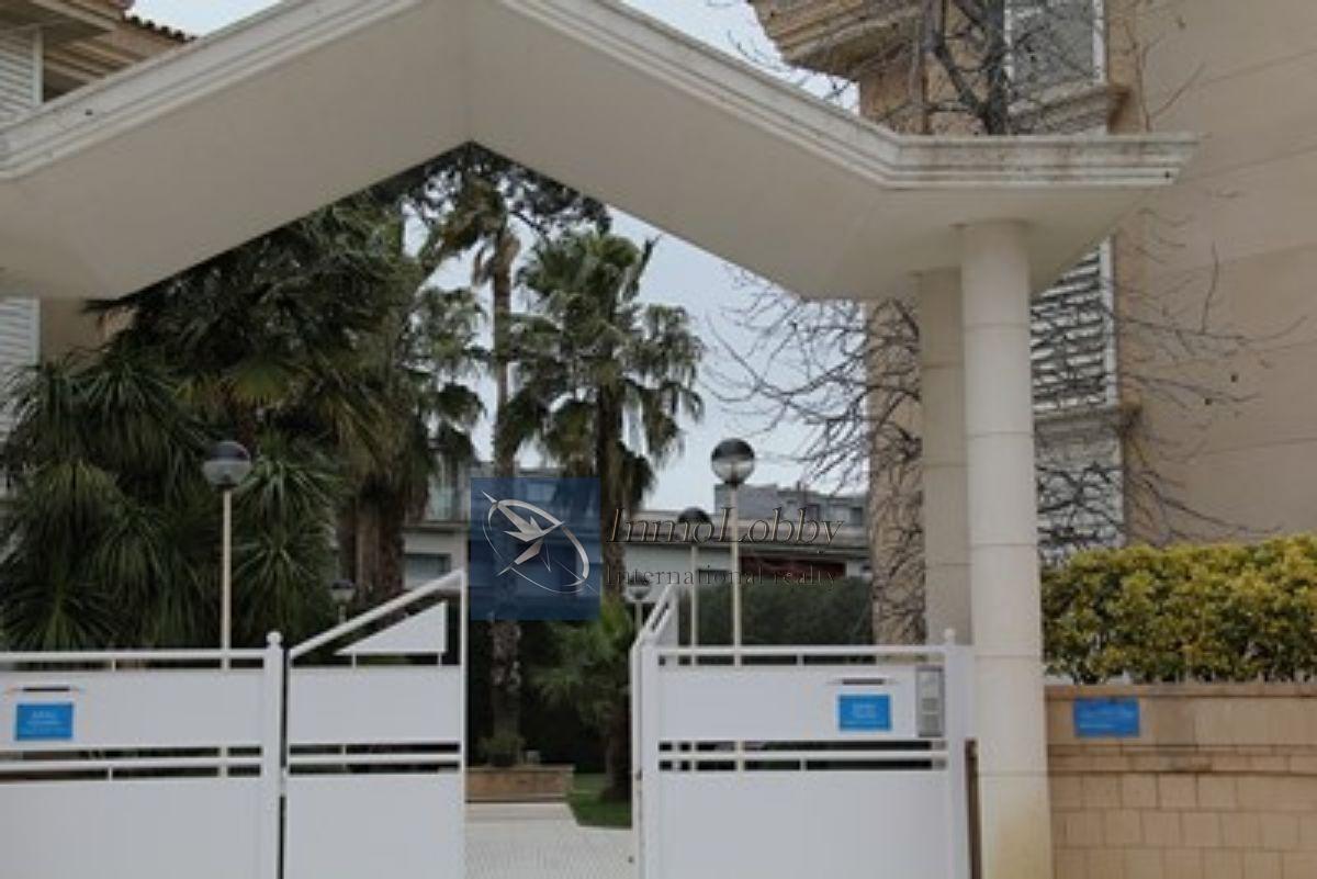 For rent of apartment in S´Agaro